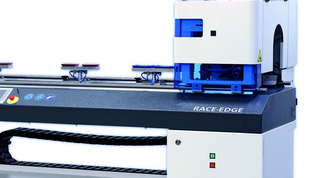 RACE EDGE